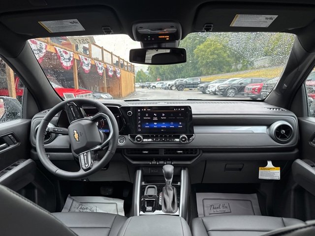 New 2025 Chevrolet Colorado LT w/ LT Convenience Package image 14