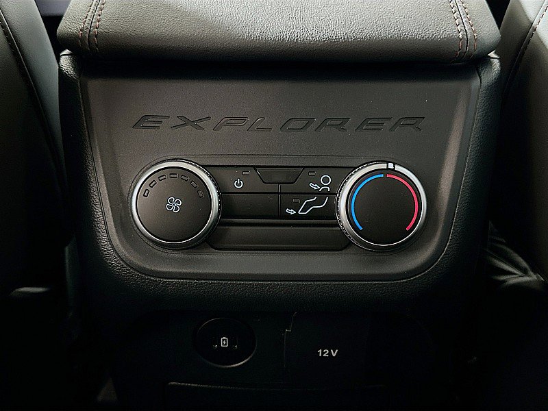 New 2025 Ford Explorer Active w/ Active Comfort Package image 17