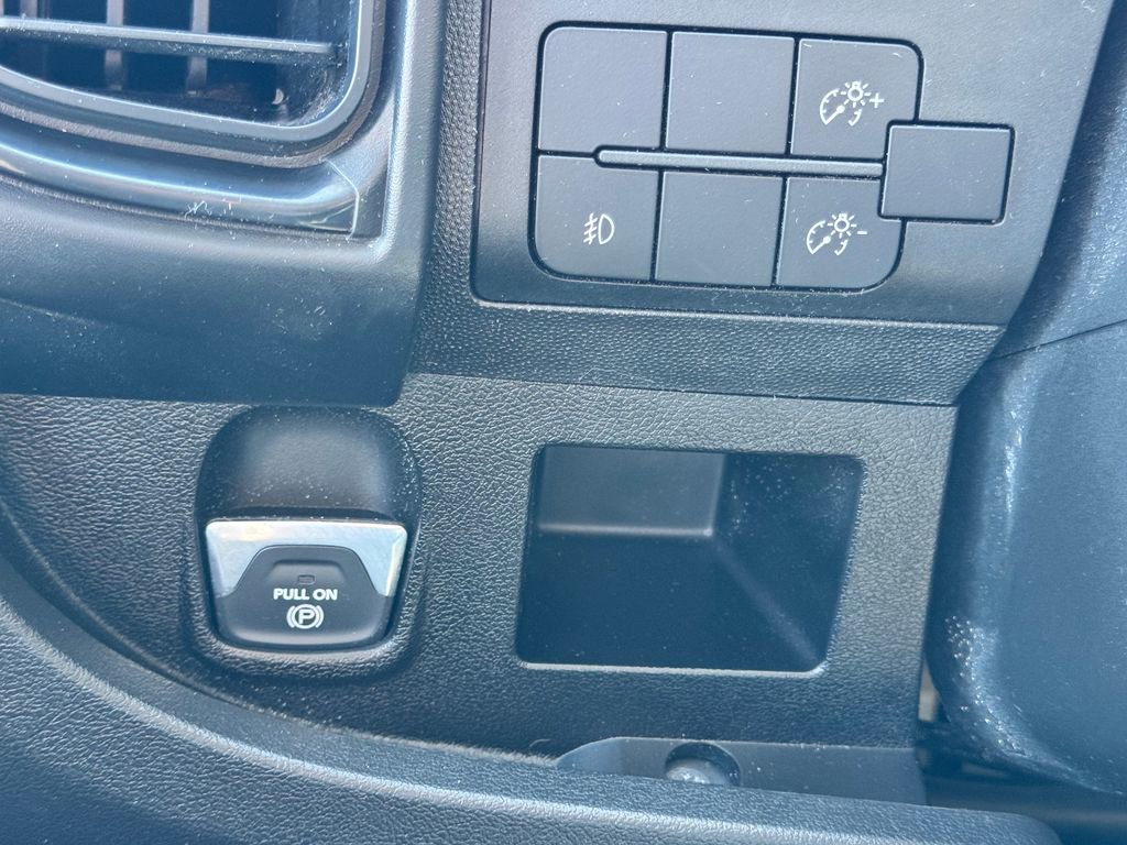 Used 2023 RAM ProMaster 2500 w/ Convenience Group FWD image 31