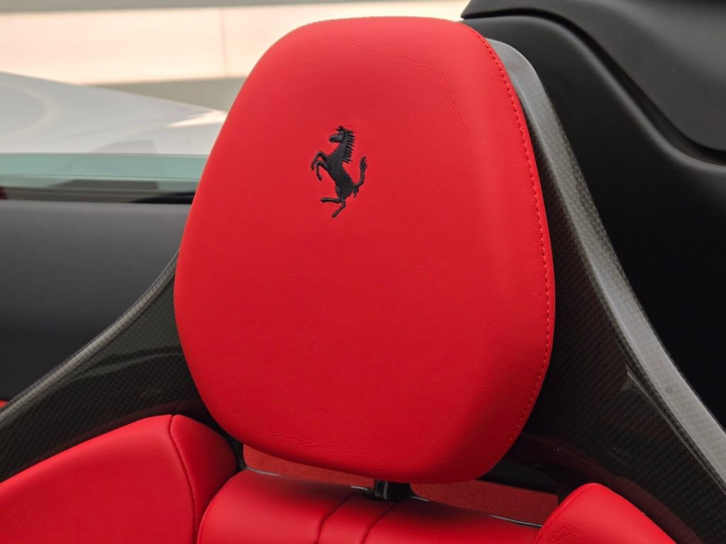 Used 2023 Ferrari SF90 Spider AWD/4WD image 31