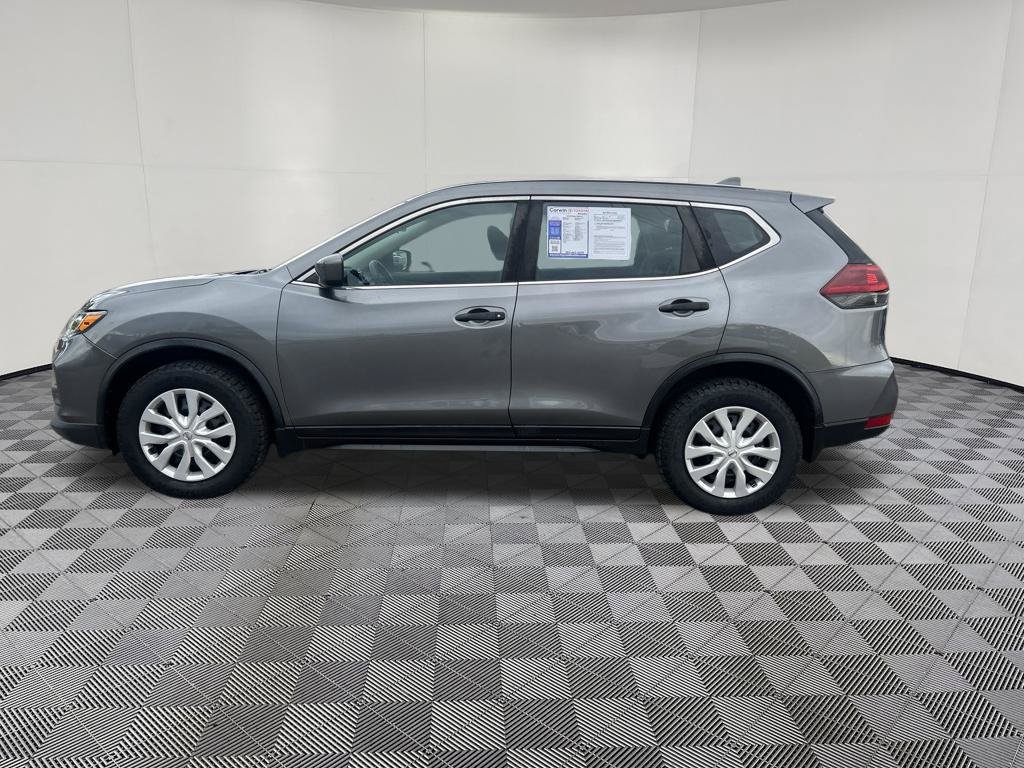 Used 2018 Nissan Rogue S AWD/4WD image 4