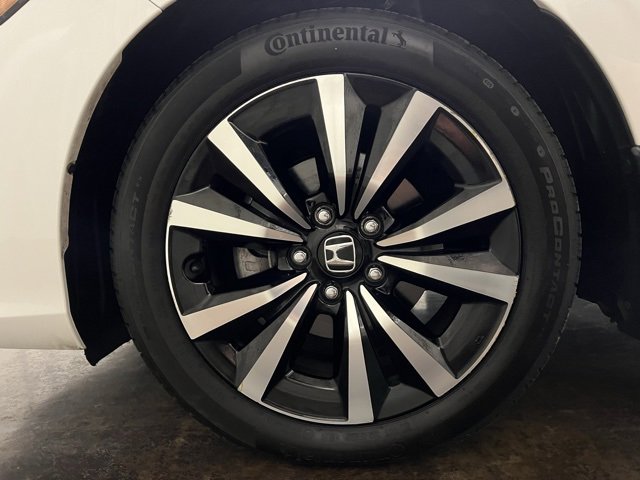 Used 2024 Honda Civic EX-L image 10