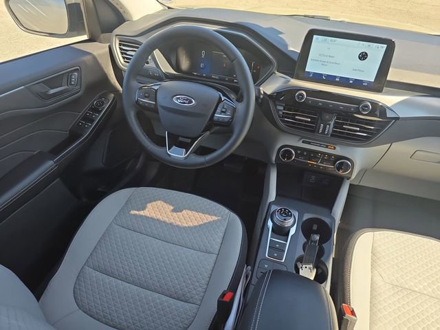 Certified 2023 Ford Escape Active AWD/4WD image 33