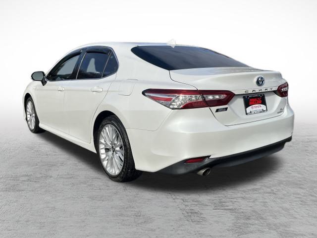 Used 2020 Toyota Camry XLE image 6