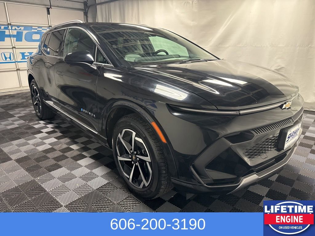 Used 2025 Chevrolet Equinox EV LT image 3