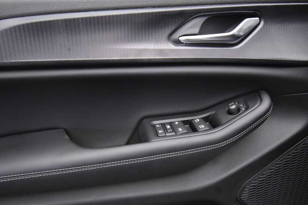 New 2026 Jeep Grand Cherokee L Laredo AWD/4WD image 28
