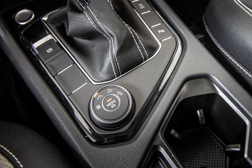 New 2026 Volkswagen Taos SEL AWD/4WD image 33