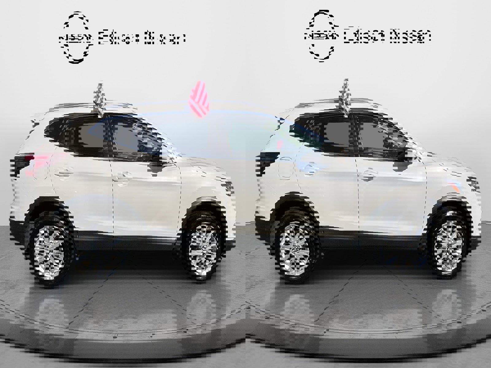 Used 2022 Nissan Rogue Sport SV w/ Technology Package image 7