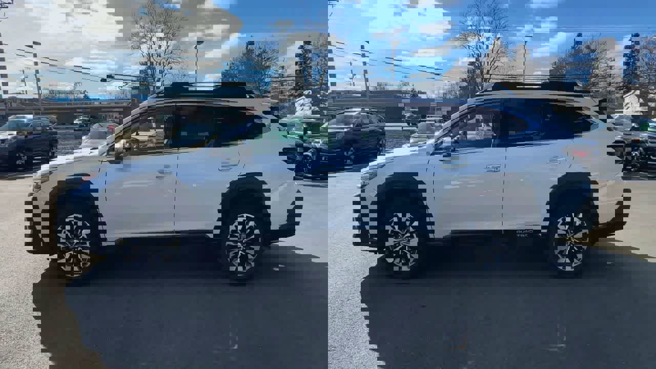 Certified 2023 Subaru Outback Touring XT image 5