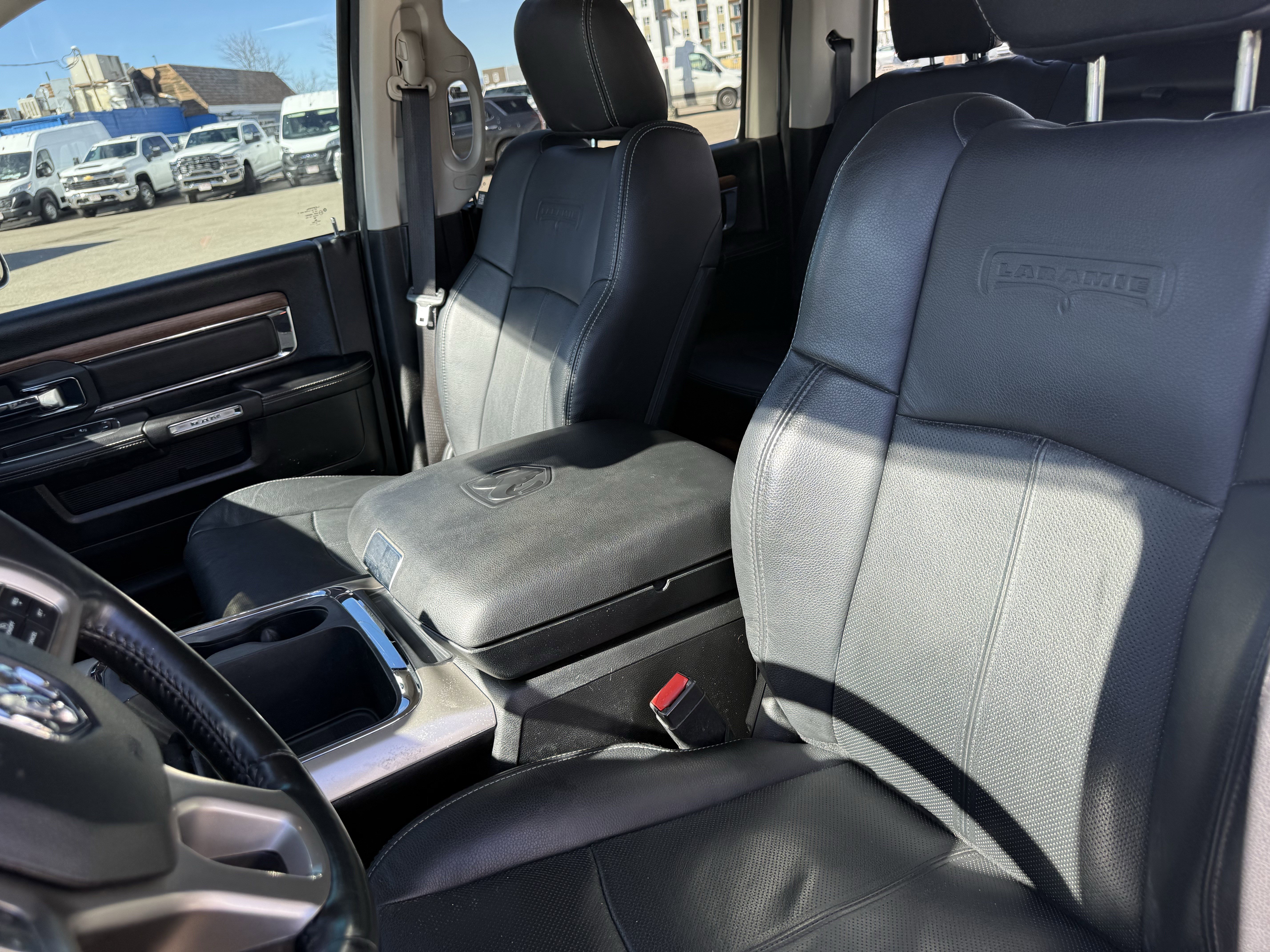 Used 2018 RAM 2500 Laramie w/ Protection Group image 13