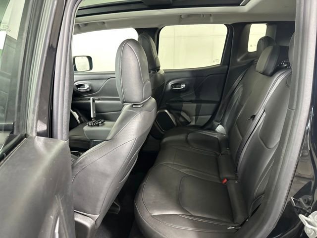 Used 2019 Jeep Renegade Limited w/ UConnect 8.4 Nav Group image 25