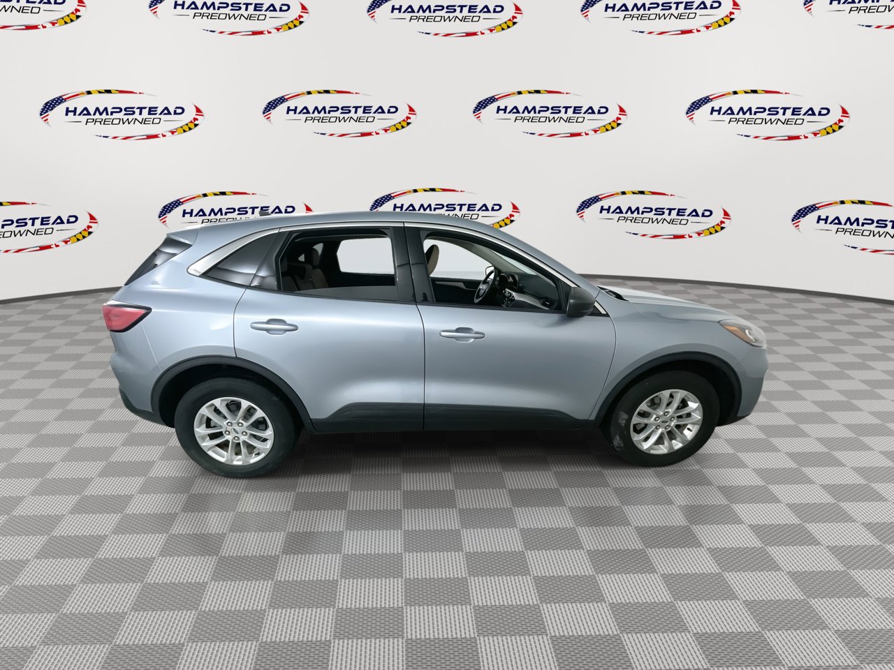 Used 2022 Ford Escape SE w/ Convenience Package image 9