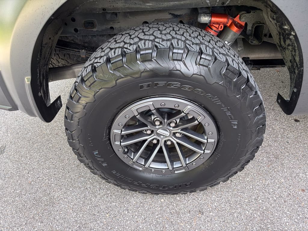 Certified 2019 Ford F150 Raptor w/ Equipment Group 802A Luxury AWD/4WD image 46