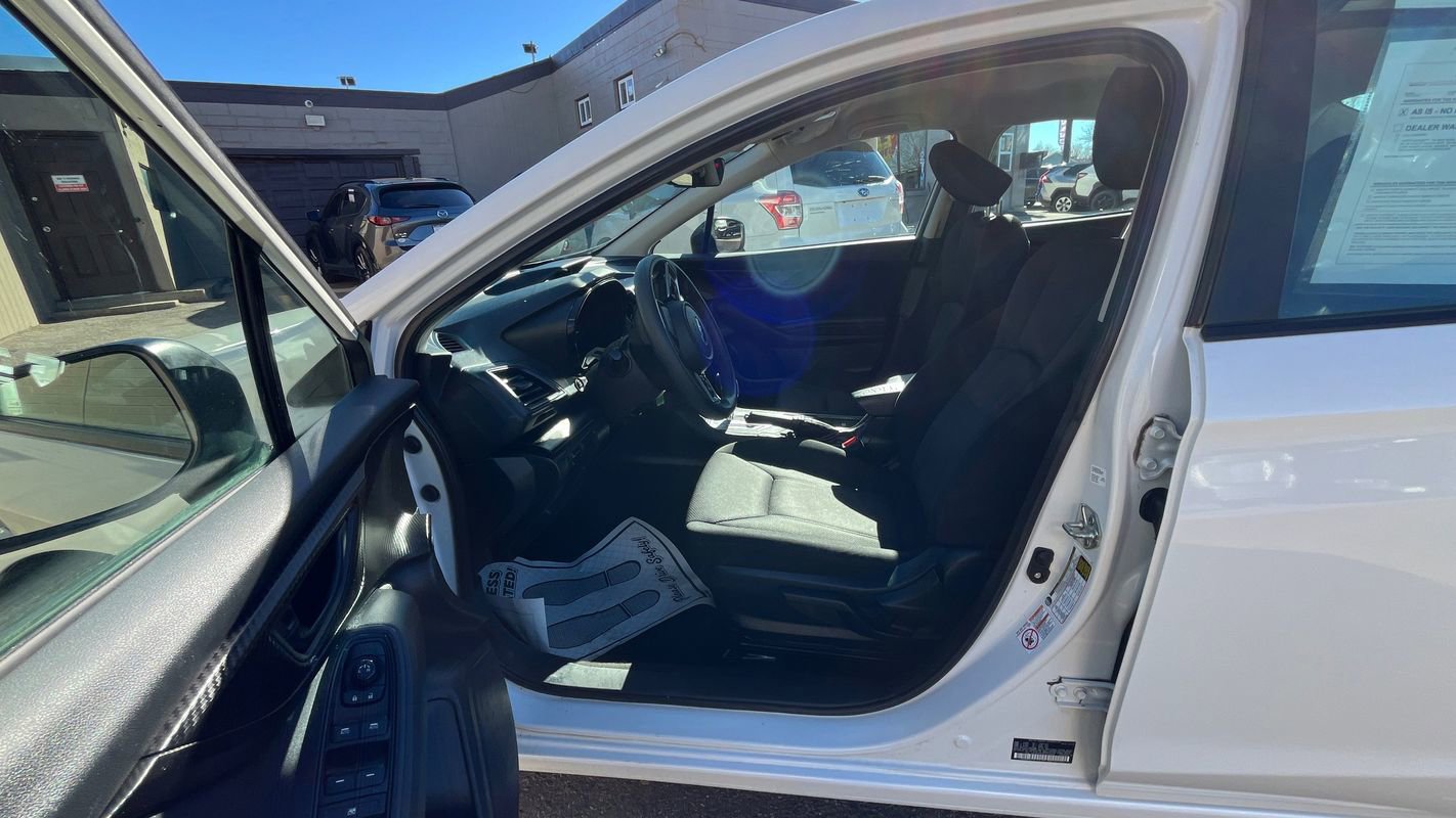 Used 2019 Subaru Impreza 2.0i w/ Eyesight image 17