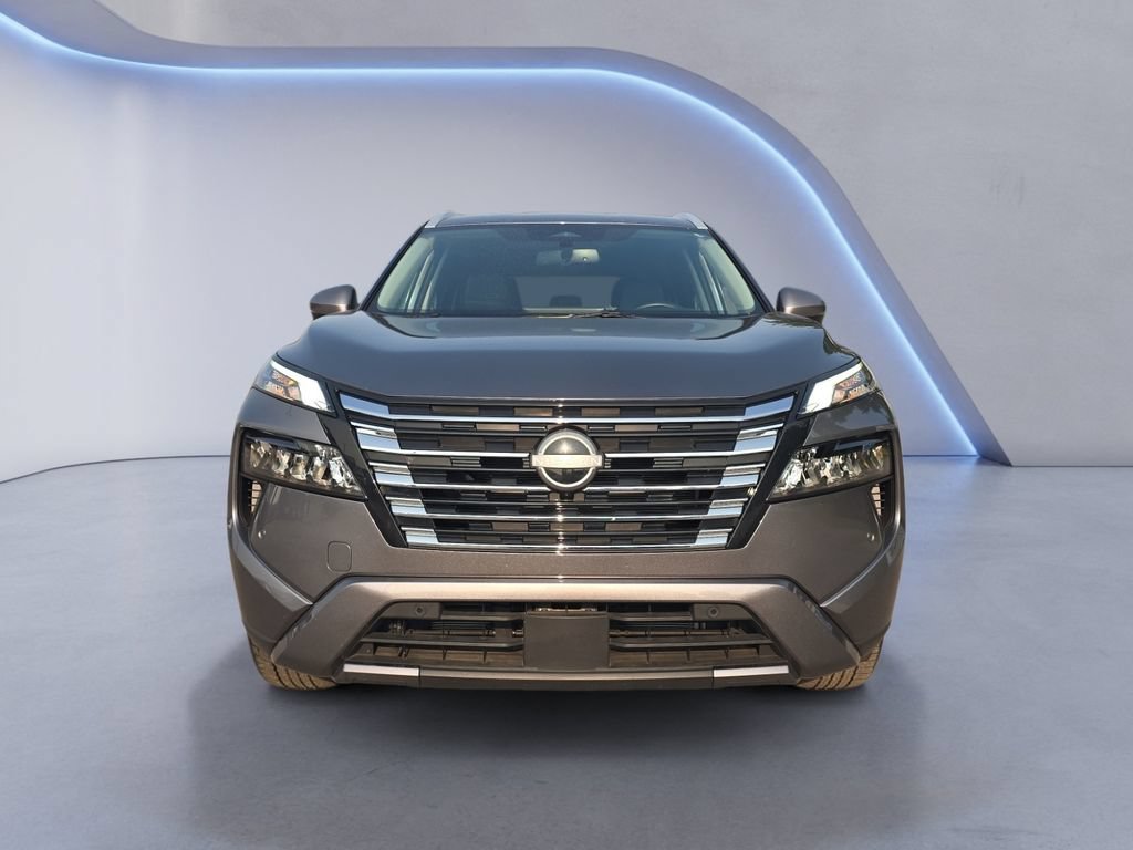 Used 2025 Nissan Rogue SL AWD/4WD image 9