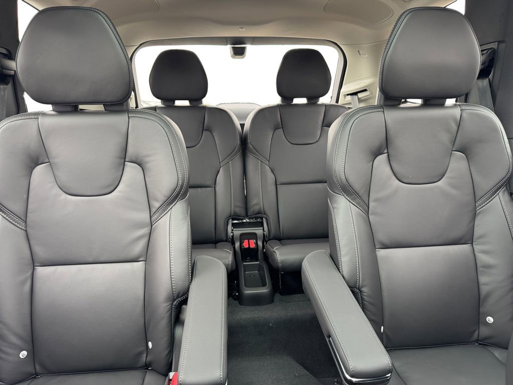 New 2026 Volvo XC90 T8 Ultra w/ Protection Package Premier image 24