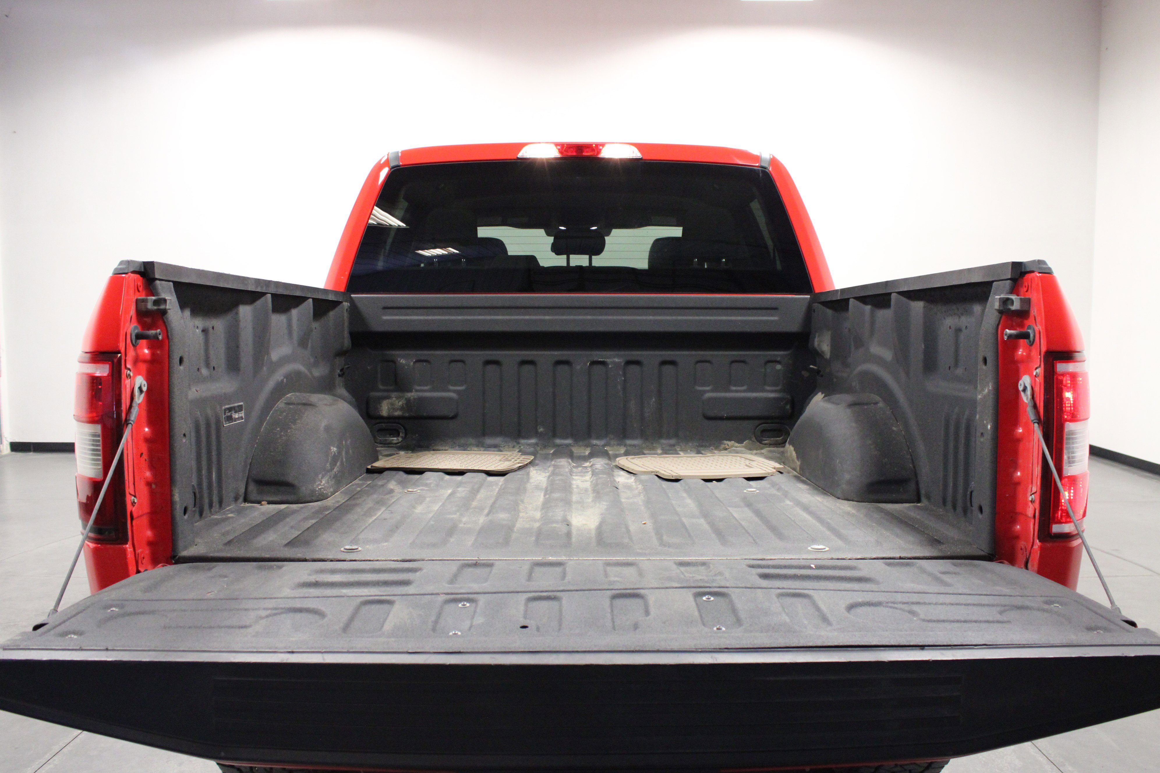 Used 2019 Ford F150 XLT w/ Equipment Group 301A Mid image 11