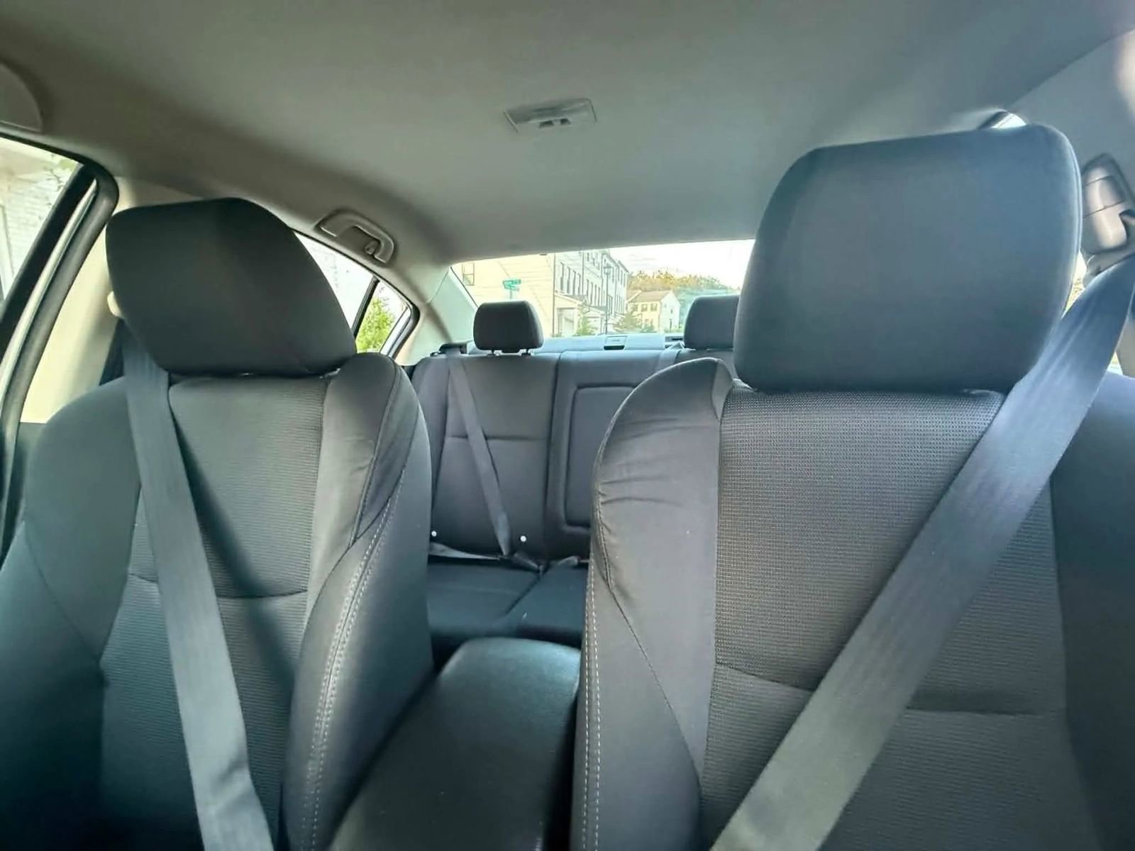 Used 2011 MAZDA MAZDA3 s Sport FWD image 17