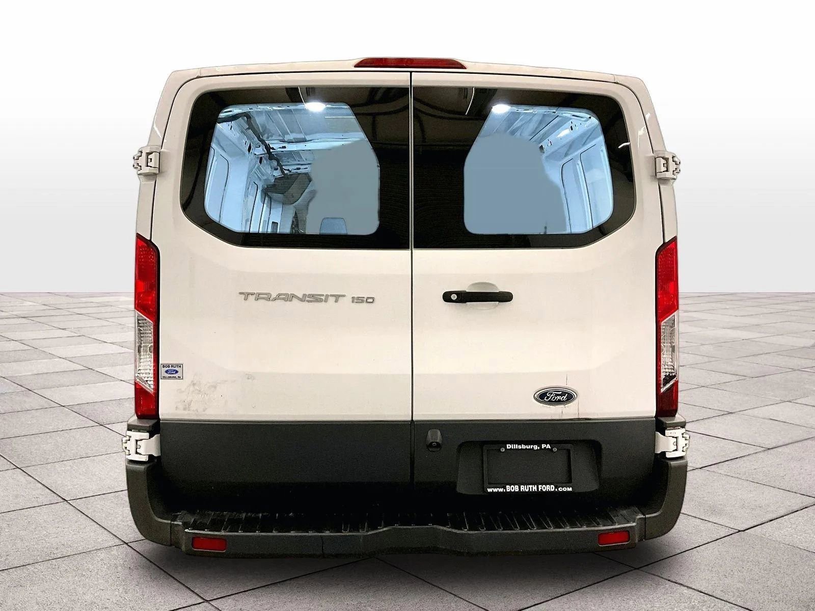 Used 2018 Ford Transit 150 130 Low Roof RWD image 4