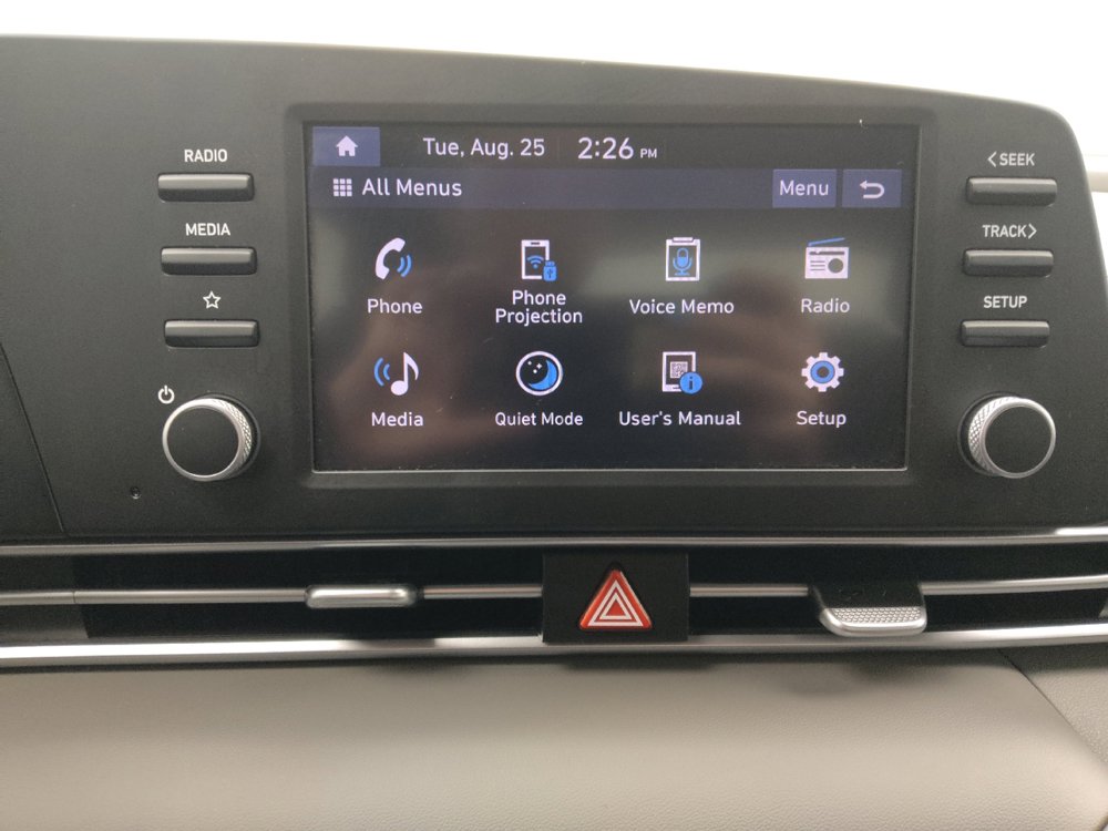 Used 2025 Hyundai Elantra SE FWD image 25