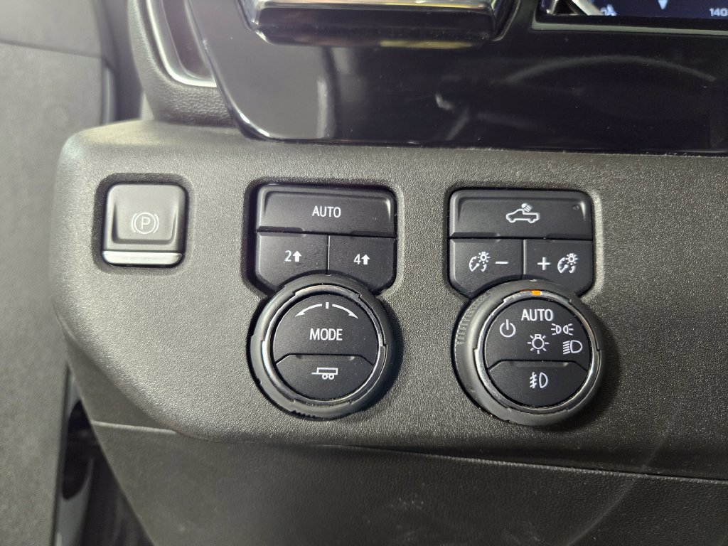Certified 2023 Chevrolet Silverado 1500 RST AWD/4WD image 30
