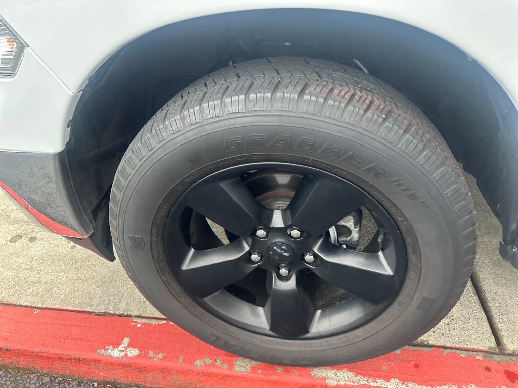 Used 2023 RAM 1500 Classic SLT w/ Trailer & Traction Group image 23