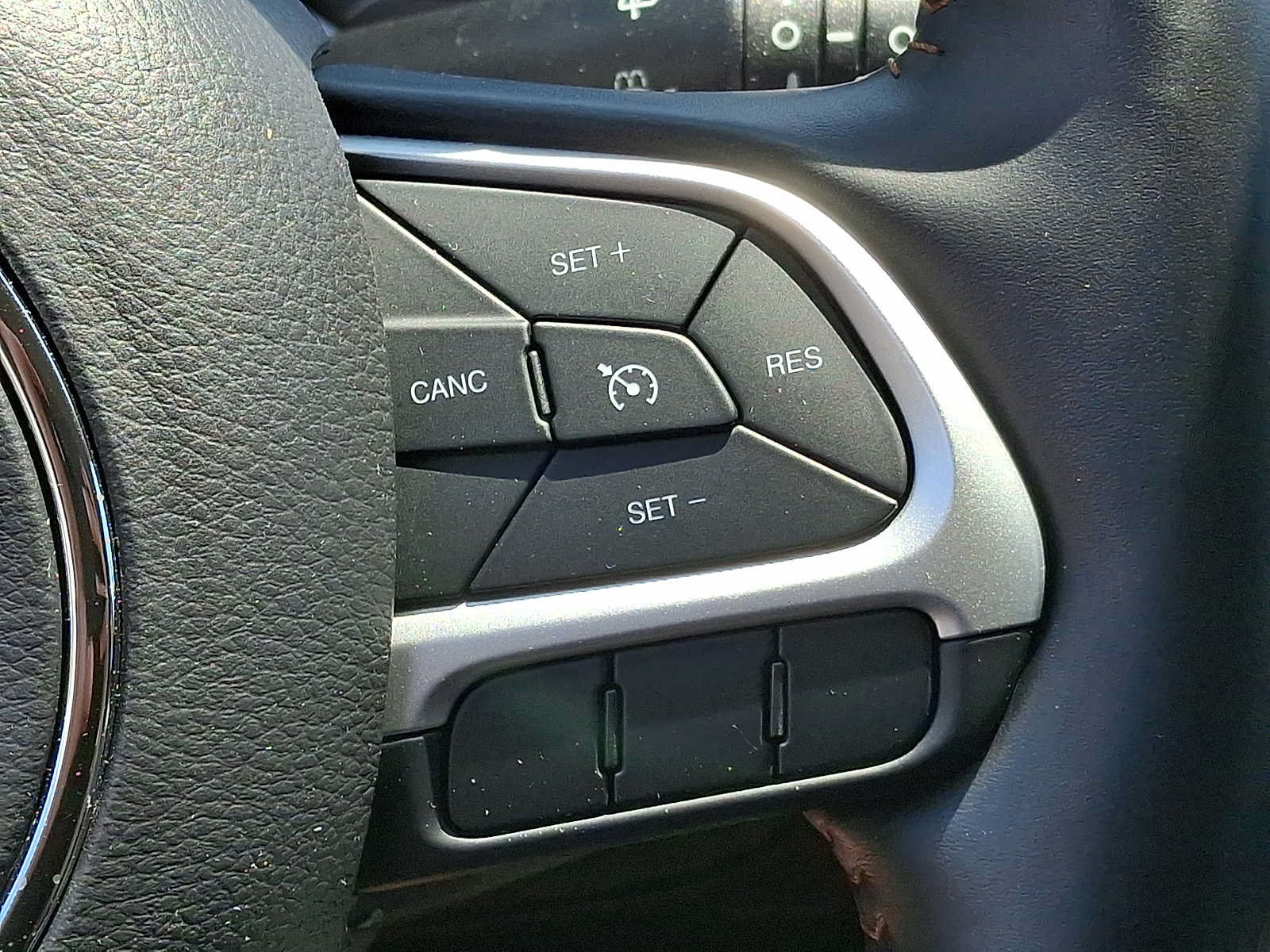 Used 2020 Jeep Compass Latitude w/ Popular Equipment Group AWD/4WD image 18