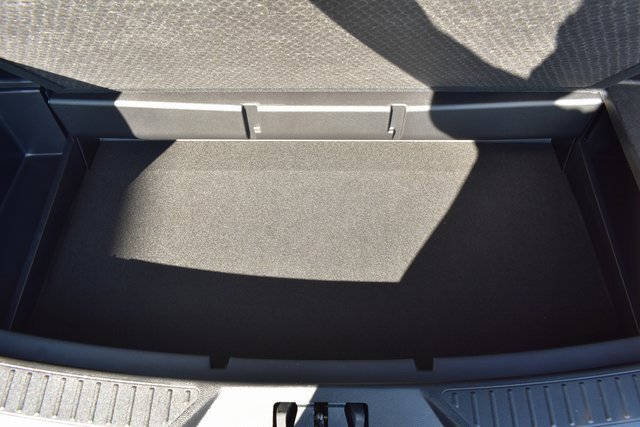 Used 2025 Ford Explorer Active image 40