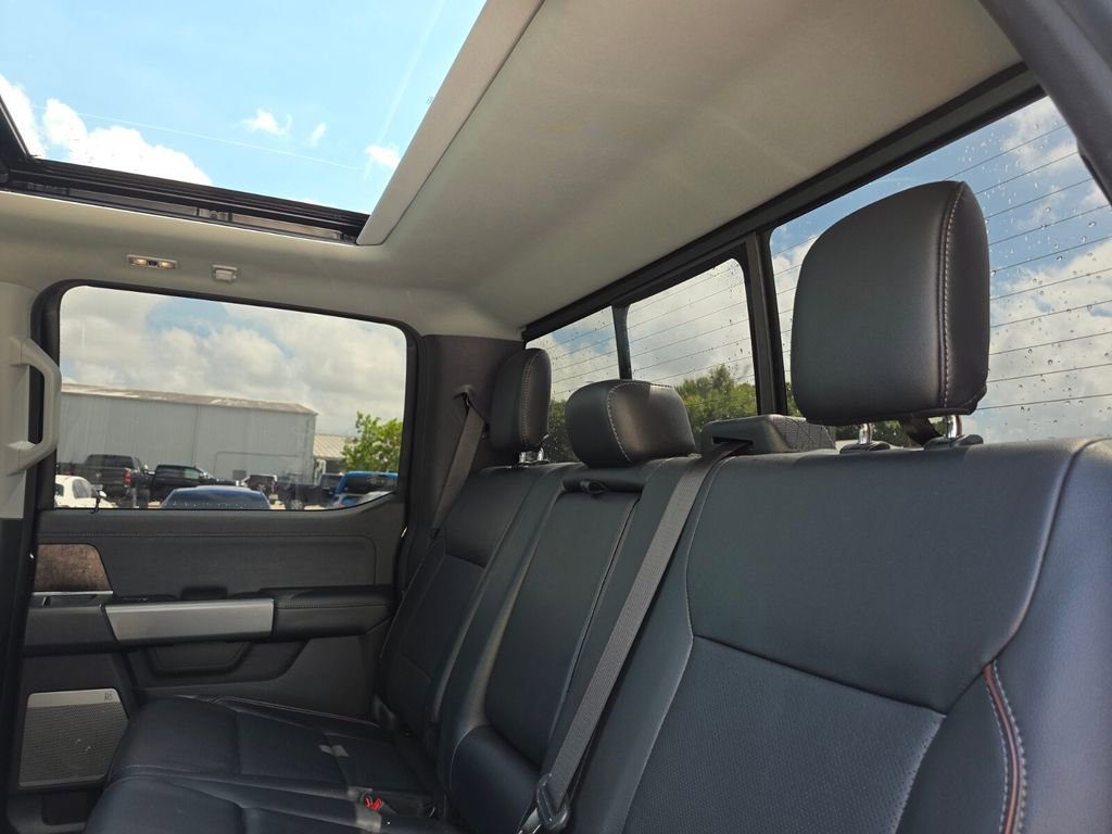 Used 2023 Ford F350 Lariat w/ Lariat Ultimate Package AWD/4WD image 16