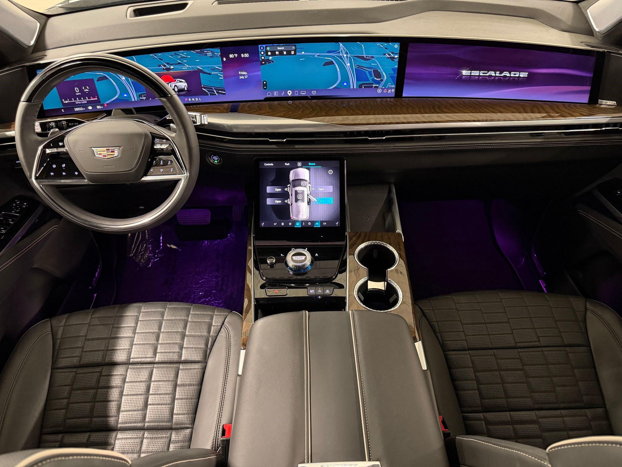 Certified 2025 Cadillac Escalade Sport Platinum w/ LPO, ONYX Package AWD/4WD image 15
