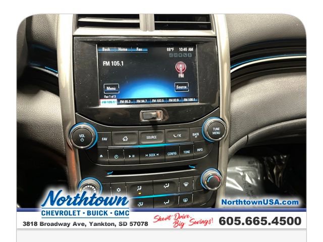 Used 2015 Chevrolet Malibu LT image 18