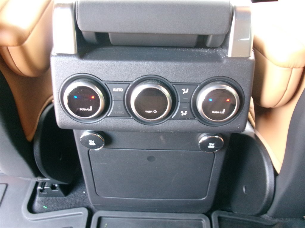 Used 2020 Land Rover Discovery HSE AWD/4WD image 38