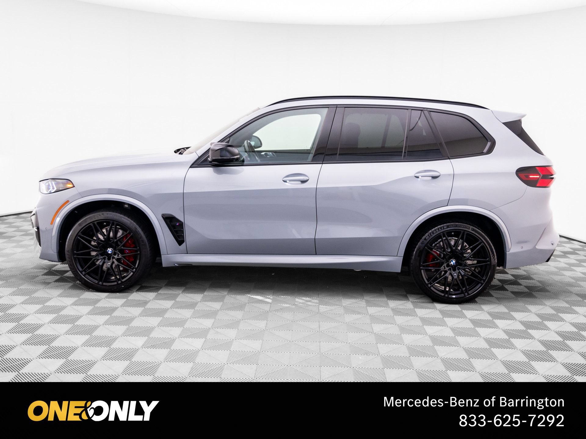 Used 2025 BMW X5 M Competition w/ Executive Package AWD/4WD image 2
