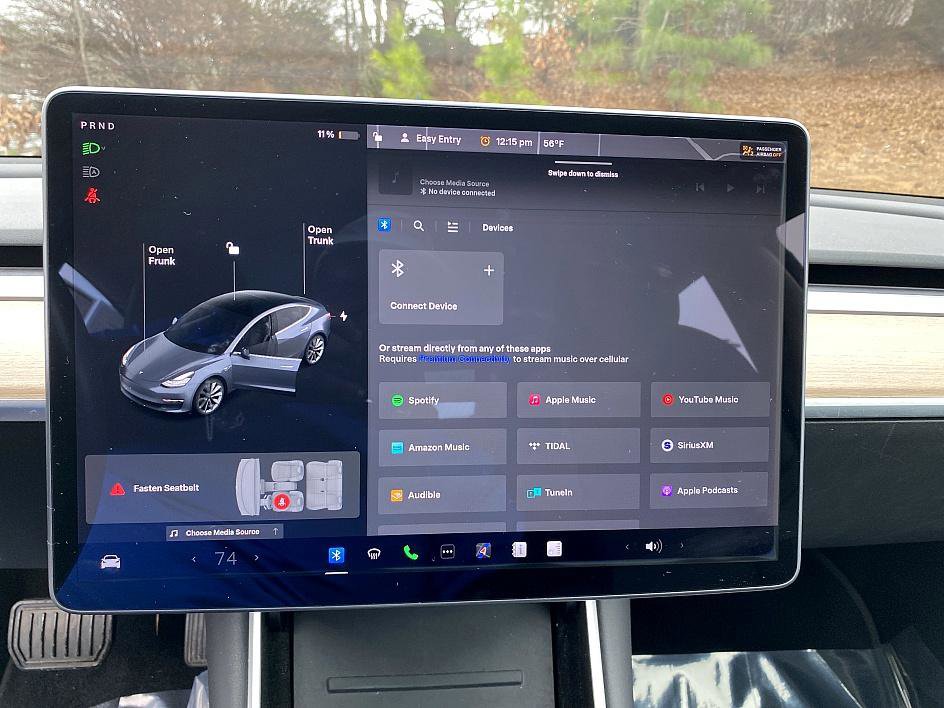 Used 2018 Tesla Model 3 Long Range image 17