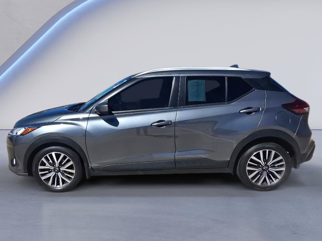 Used 2024 Nissan Kicks SV FWD image 2