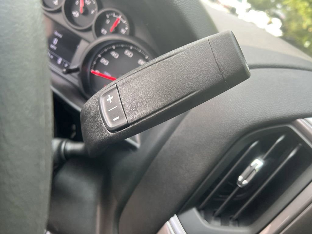 New 2024 GMC Sierra 2500 Pro w/ Convenience Package image 16