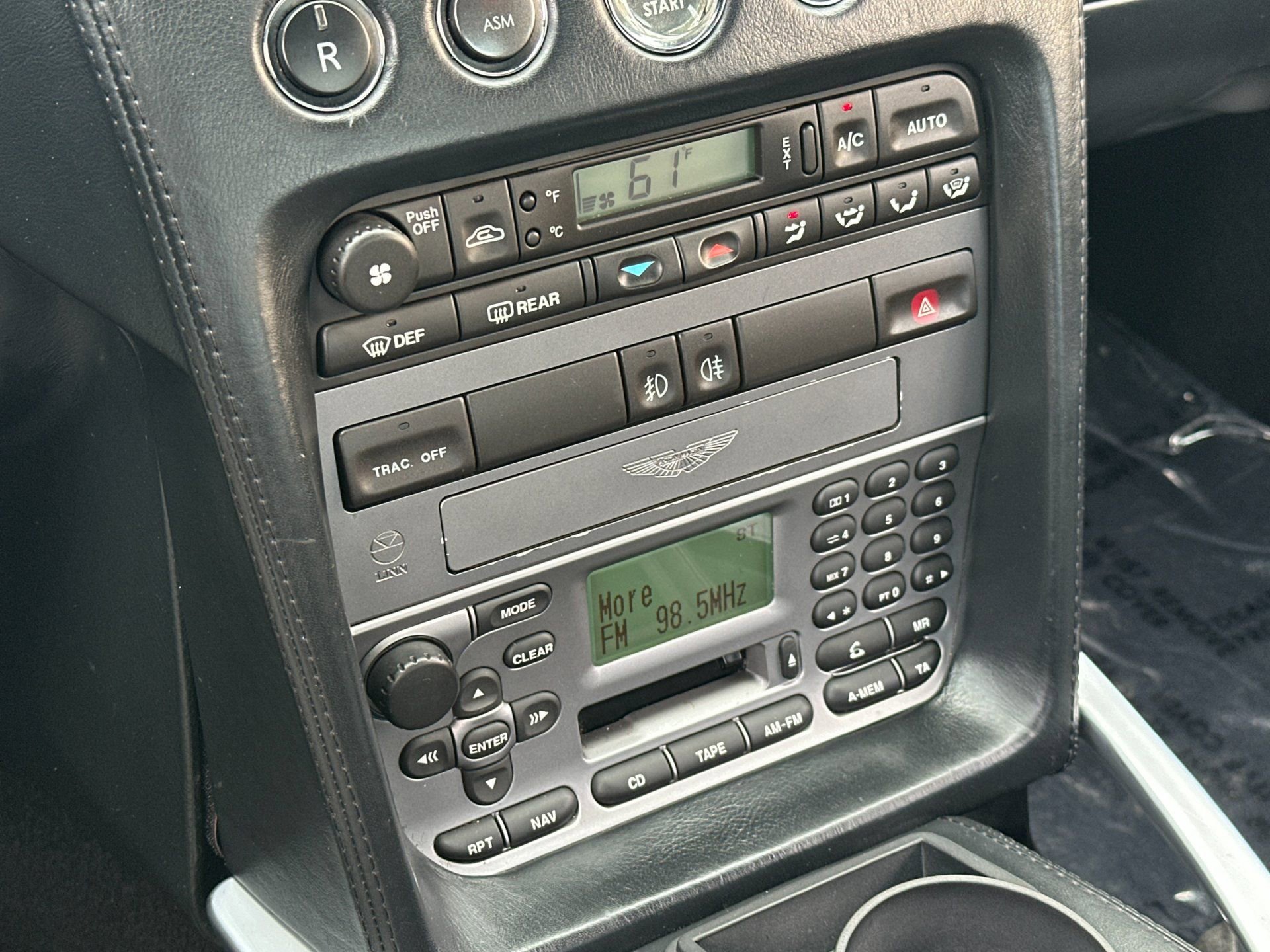 Used 2005 Aston Martin Vanquish S image 21