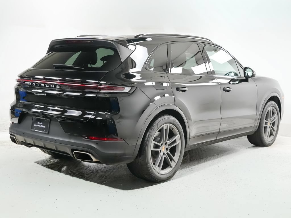 Certified 2024 Porsche Cayenne AWD/4WD image 10