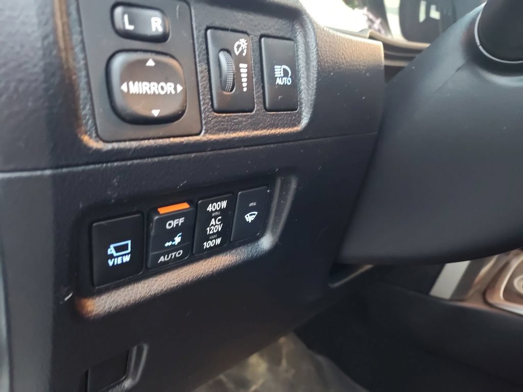 Used 2022 Toyota 4Runner Limited AWD/4WD image 10