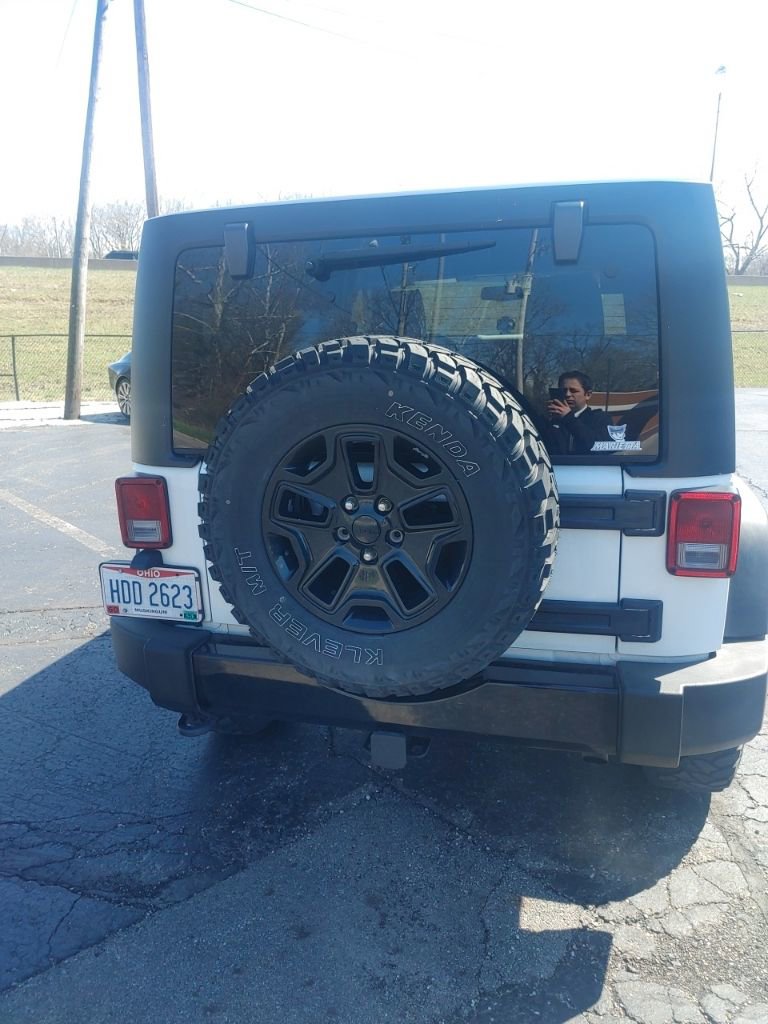 Used 2017 Jeep Wrangler Unlimited Sport image 5