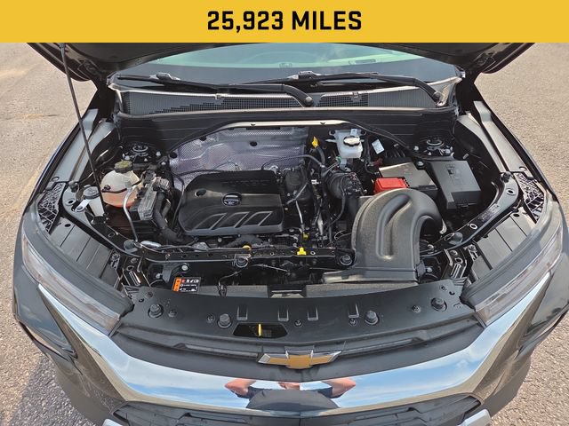 Used 2023 Chevrolet TrailBlazer LT w/ Convenience Package AWD/4WD image 4
