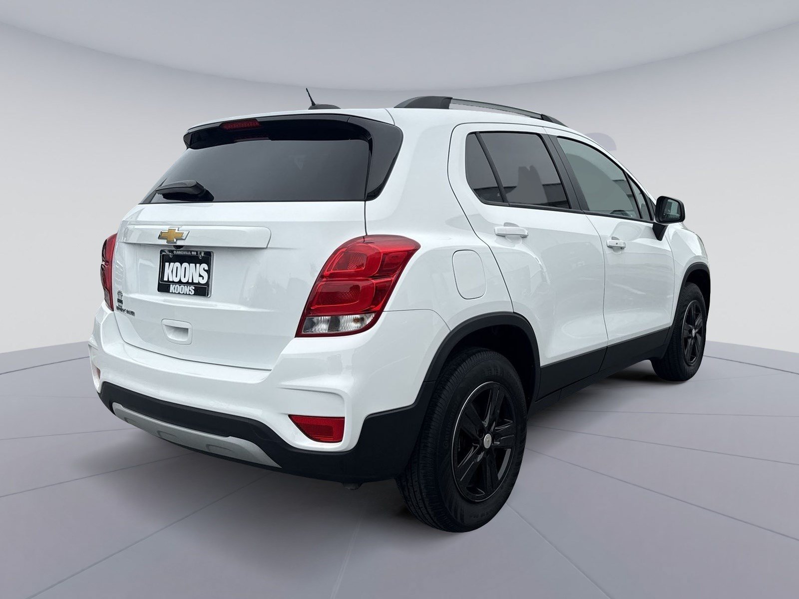 Used 2022 Chevrolet Trax LT w/ LT Convenience Package AWD/4WD image 7