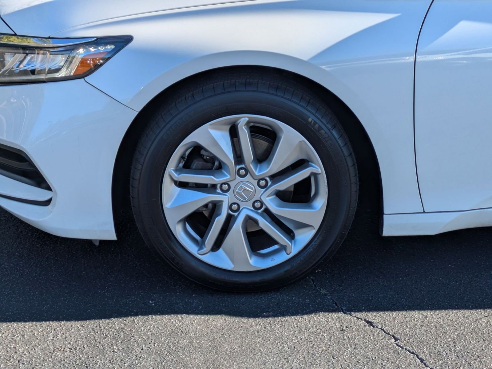 Used 2020 Honda Accord LX image 30