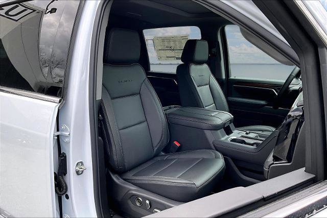 New 2026 GMC Sierra 3500 Denali w/ Denali Reserve Package image 8