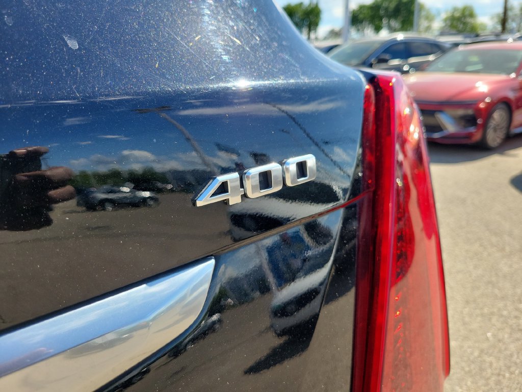 Used 2023 Cadillac XT5 Premium Luxury w/ LPO, Floor Liner Package AWD/4WD image 12