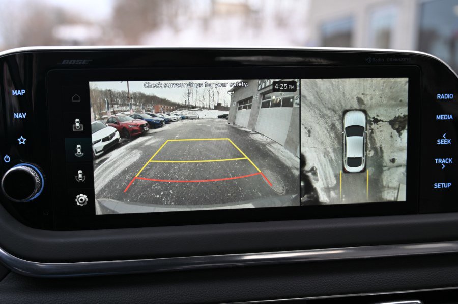 Used 2023 Hyundai Sonata Limited w/ Preferred Accessory Package image 26