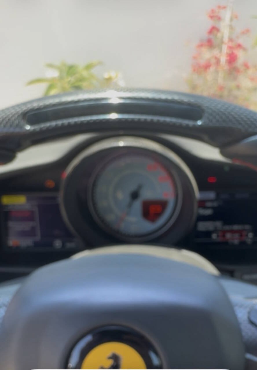 Used 2018 Ferrari 488 Spider RWD image 9