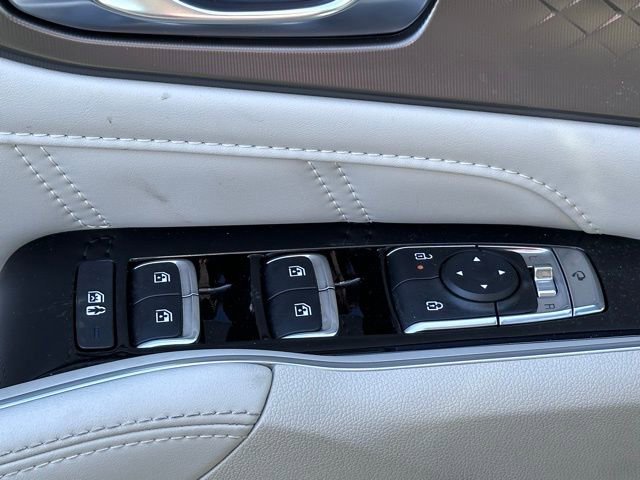 Used 2025 Kia Sorento SX image 22