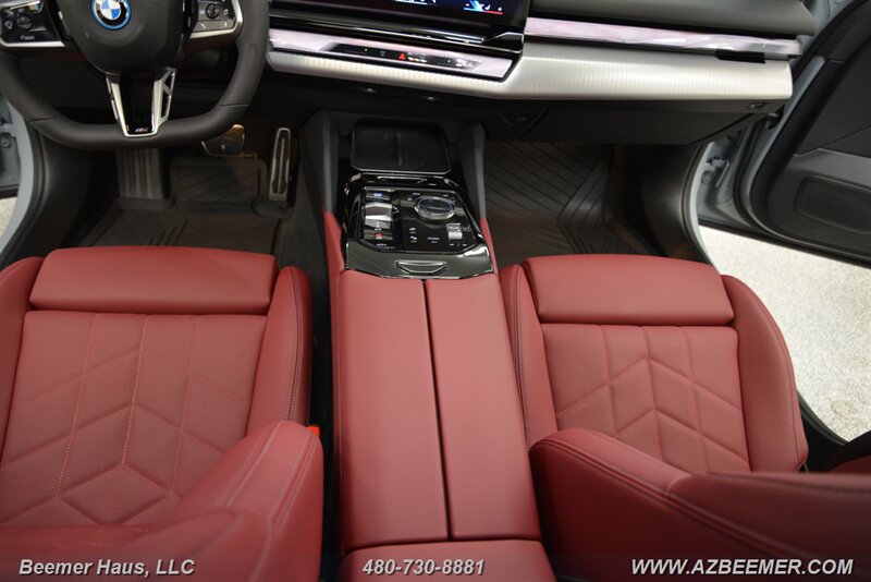 Used 2026 BMW i5 eDrive40 RWD image 16