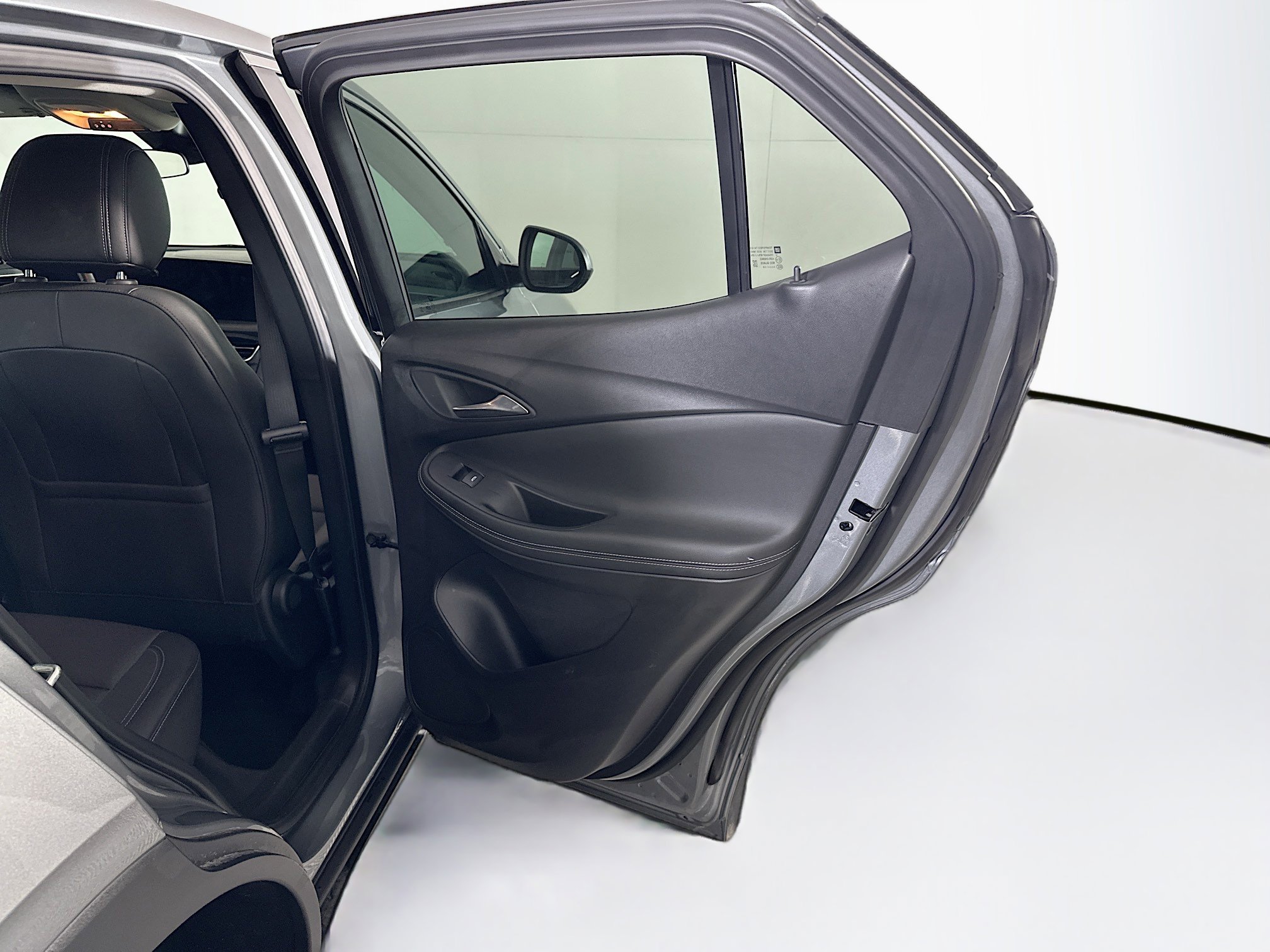 Used 2025 Buick Encore GX Preferred image 28